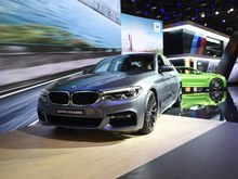 2018 R5ϵ(M) 530i M\b