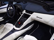 2018 Aventador Aventador S Roadster