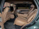2023款 揽胜 3.0 L6 400PS 典范加长版