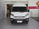 2023款 依维柯得意 2.5T A37M1客车长轴中顶双胎手动门5-9座