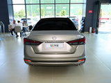 2025 [ 2.0L XL-TLS 
