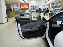 2025�� �y��E8 575km ̽�����{��