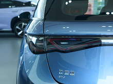 2025  { 420km ɰ