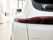2024 ǼLS7 90kWh Max Elite