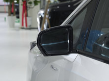 2024 M8 ϵ 400T F