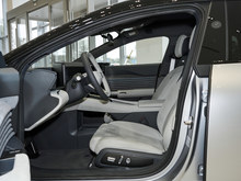 2025 WE5 Sportback 