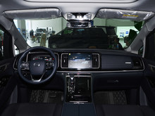 2024 M8 Iϵ 390T A