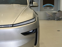 2025 Model Y L Lmȫ݆Ӱ