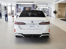 2025 Ri5 eDrive 35L M\b