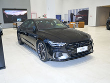 2025 WA7L 45 TFSI quattro ʿ