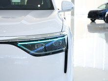 2025 M8  Max+ 53.4kWh 5