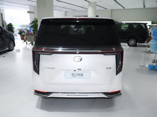 2024 M8 ϵ 400T F