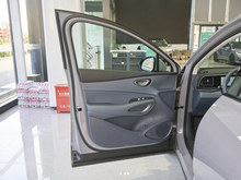 2026�� ��ʨ05 DM-i DM-i 220�Ǻ���